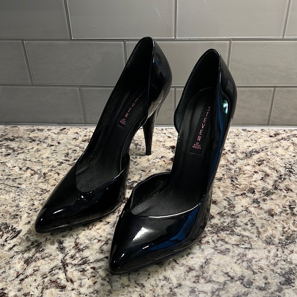 Size 10 Steven by Steve Madden Patent Pumps